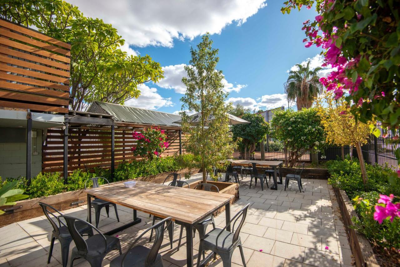 Longreach Most Central Motel Bagian luar foto