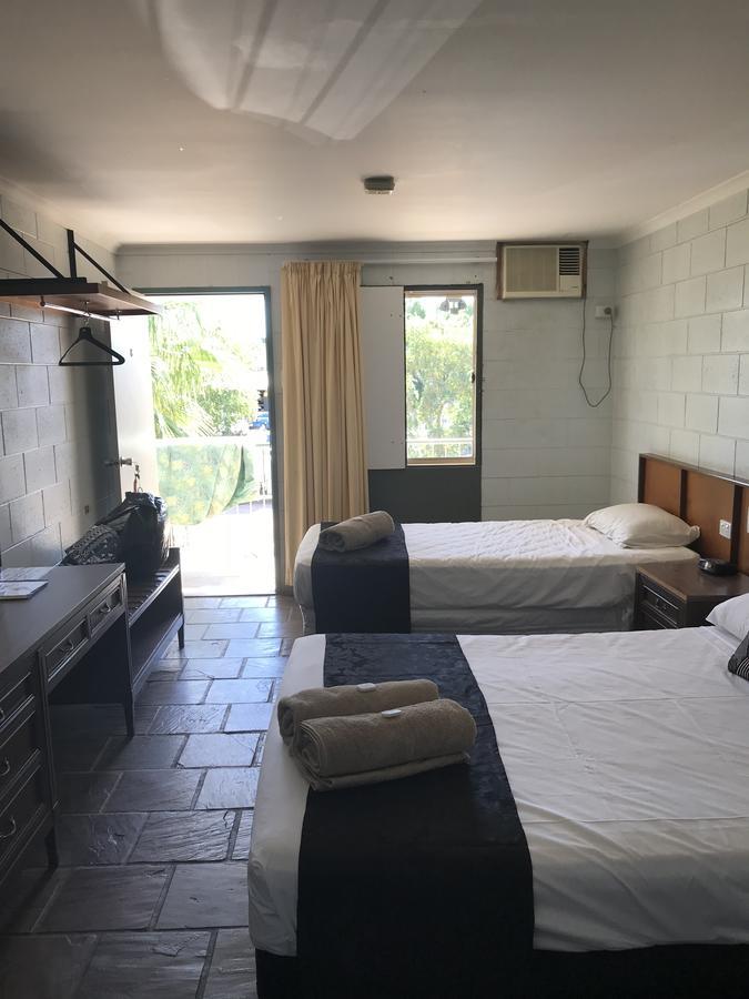 Longreach Most Central Motel Bagian luar foto